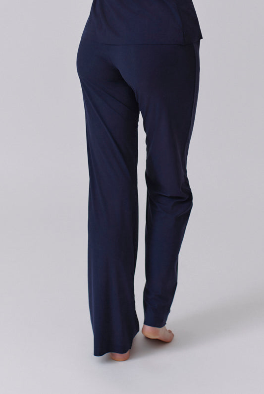 Nachhaltige Yoga und Loungewearhose in Navyblau für Frauen von Lounge Cherie