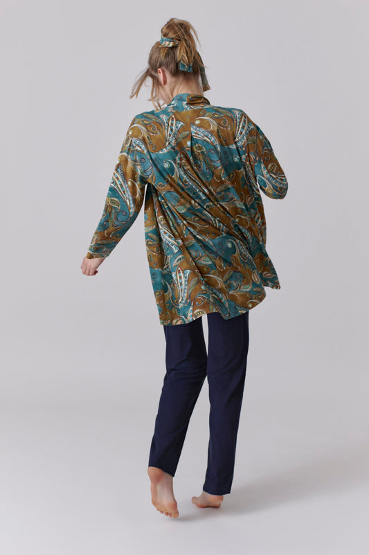 Nachhaltiger Kimono in blau/braunem Paisleymuster für Frauen von Lounge Cherie