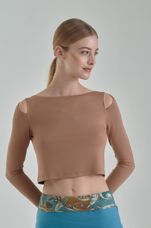 Nachhaltiges Langarm Croptop mit Schultercuts in braun für Frauen von Lounge Cherie